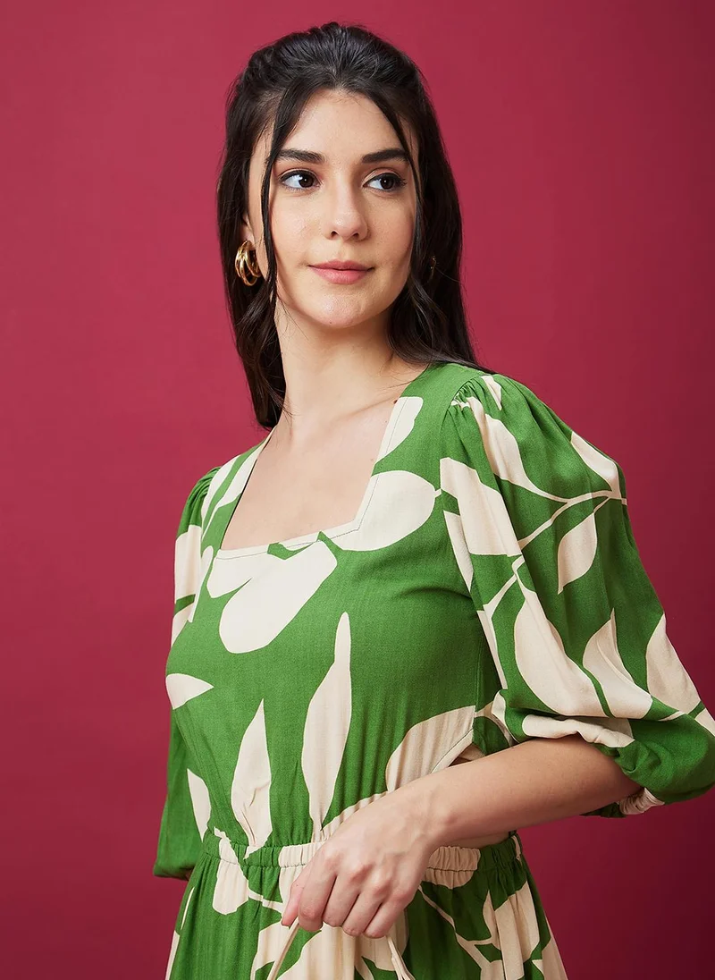 جلو باص فستان ماكسي نسائي بياقة مربعة وطبعات زهور وفتحات